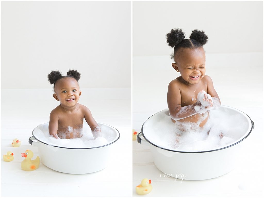 dfw baby bubble bath photography